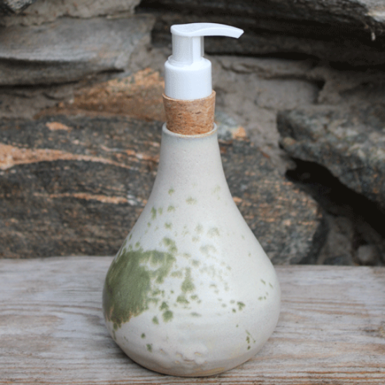 Bild på Tvålflaska Beige med skvätt